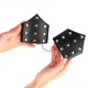  MUÑEQUERAS ESTILO PUNTIAGUDO NEGRO CON CADENA AJUSTABLE 1723 CM X 8.5 CM - KINK 